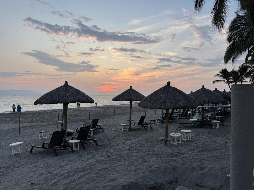 Marriott Puerto Vallarta Resort & Spa Beach